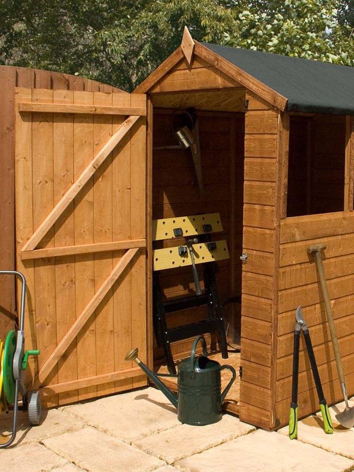 Wooden Shed that received a clear out