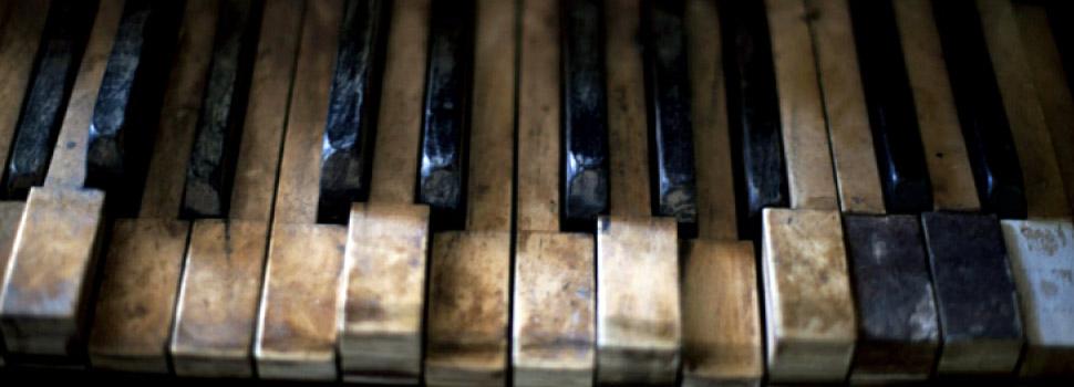 Old Broken Piano
